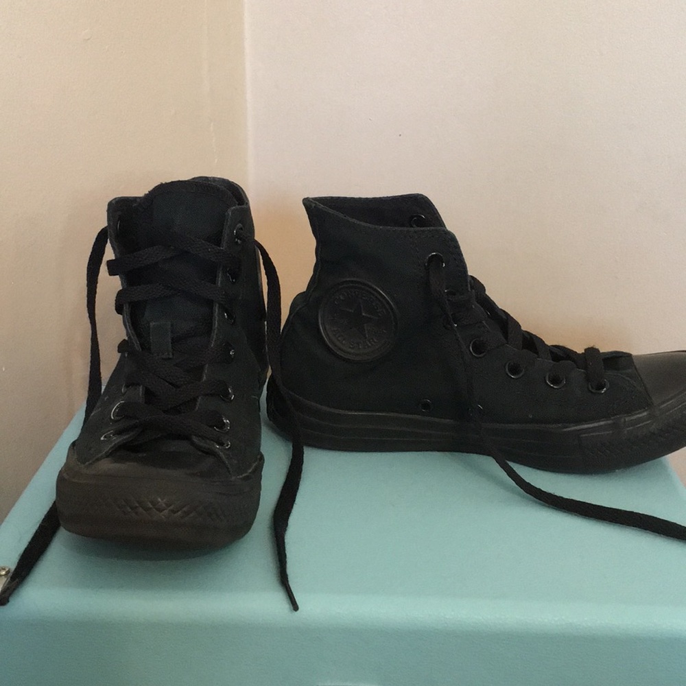 all black converse